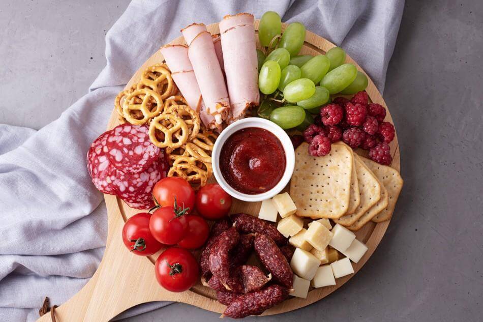 Cold Cuts & Cheese - Món quà Giáng sinh & Tết ý nghĩa