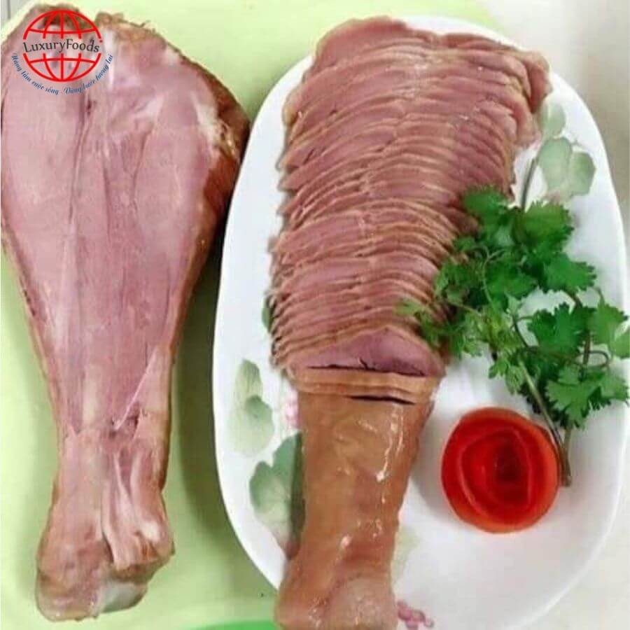 Đùi Ngỗng Xông Khói